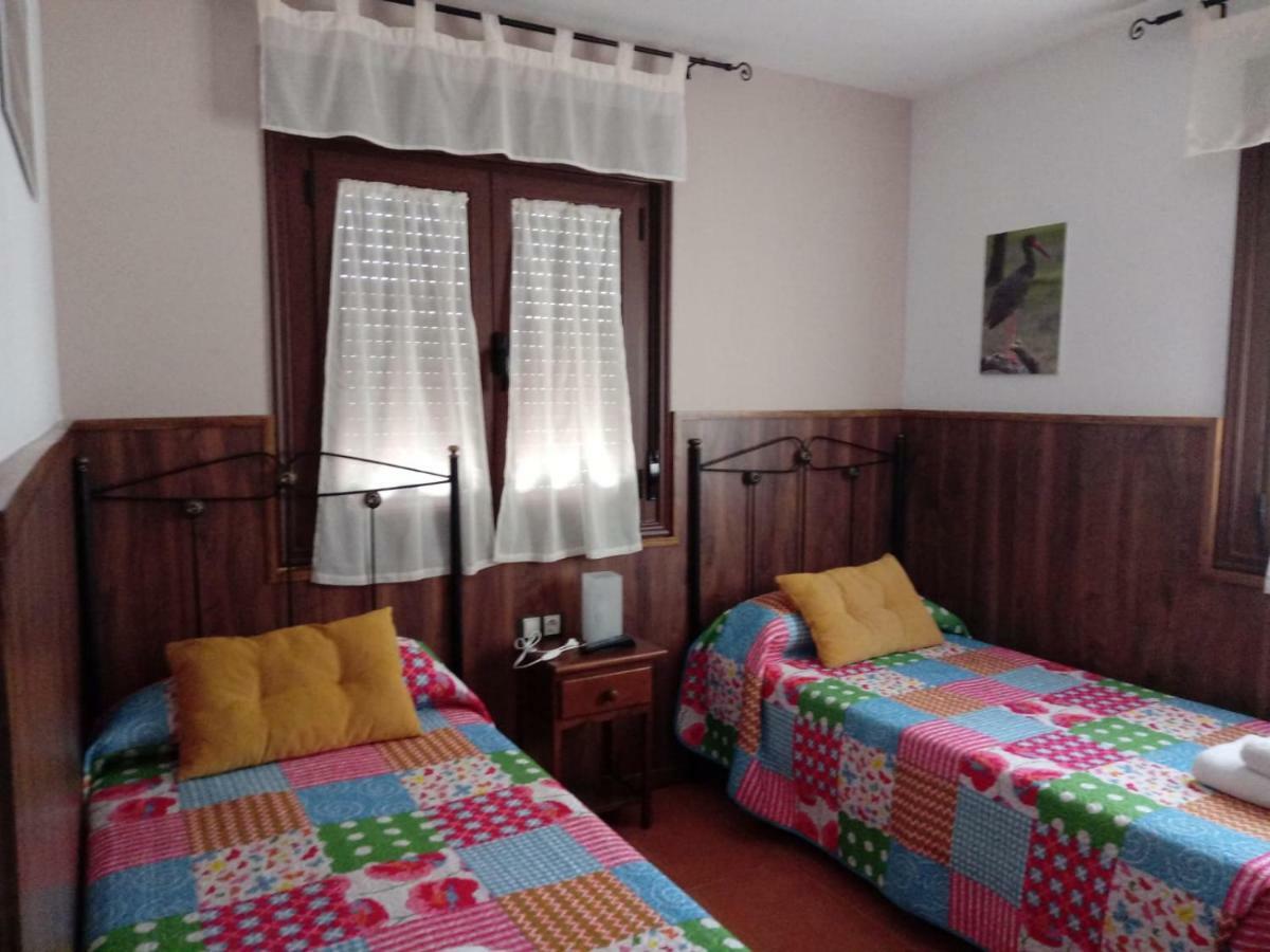 Casa Rural Al-Mofrag Y Apartamentos El Mirador De Monfraguee 比利亚雷亚尔圣卡洛斯 外观 照片