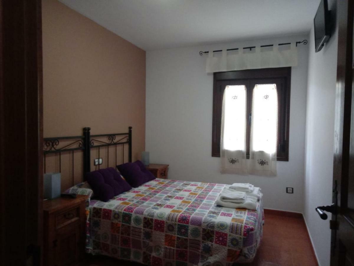 Casa Rural Al-Mofrag Y Apartamentos El Mirador De Monfraguee 比利亚雷亚尔圣卡洛斯 外观 照片