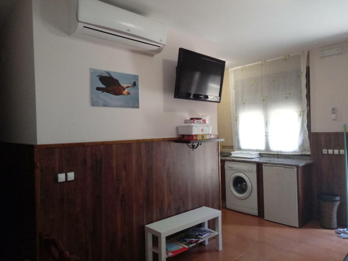 Casa Rural Al-Mofrag Y Apartamentos El Mirador De Monfraguee 比利亚雷亚尔圣卡洛斯 外观 照片